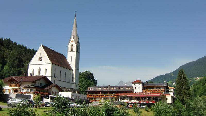 6782 Silbertal, Austria ( 4. August 2013)